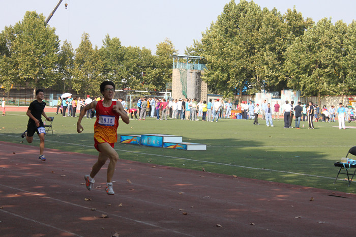 豐富多彩的體育文化活動